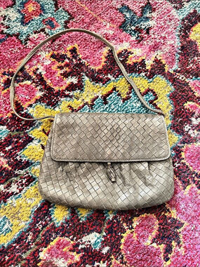 Vintage Woven Leather Shoulder Bag in Gray